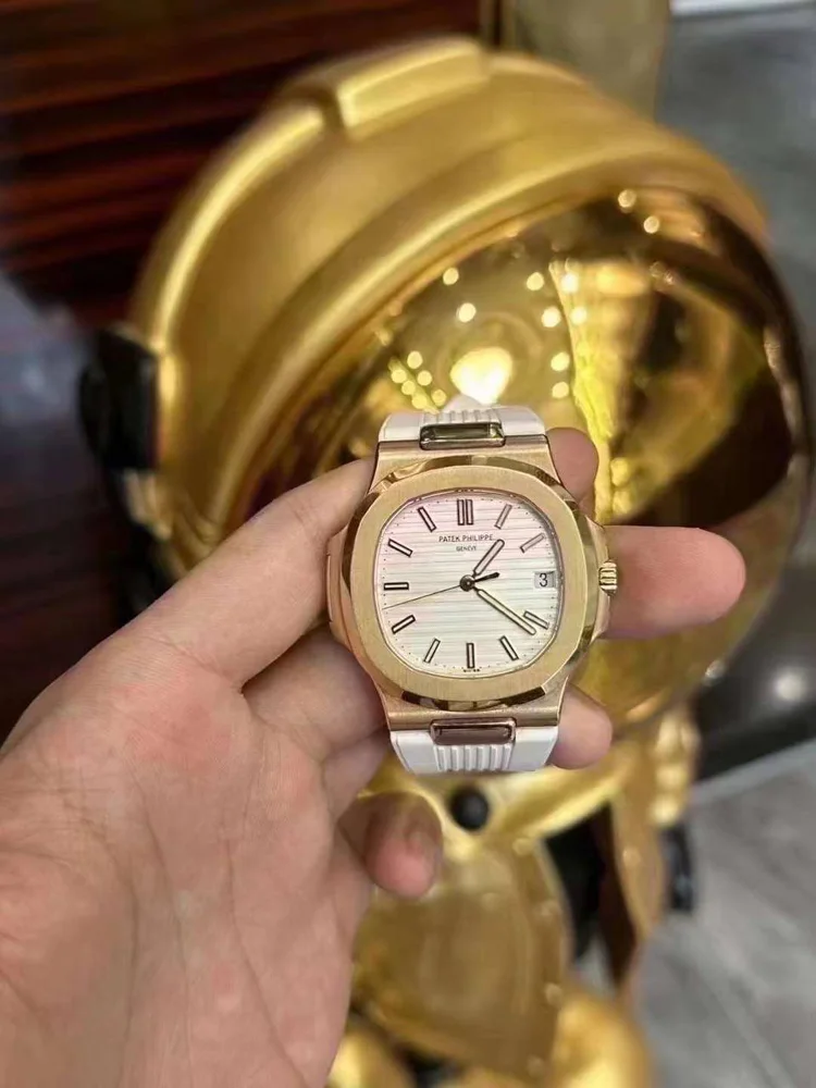 Patek Philippe Nautilus 